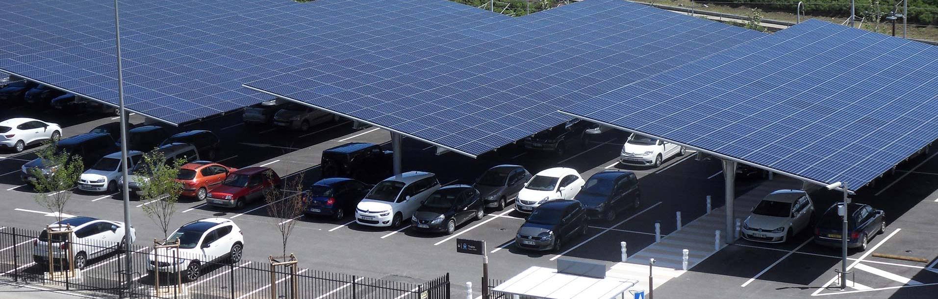 Ombrières photovoltaïques Coruscant installées sur le parking de la gare TGV de Valence